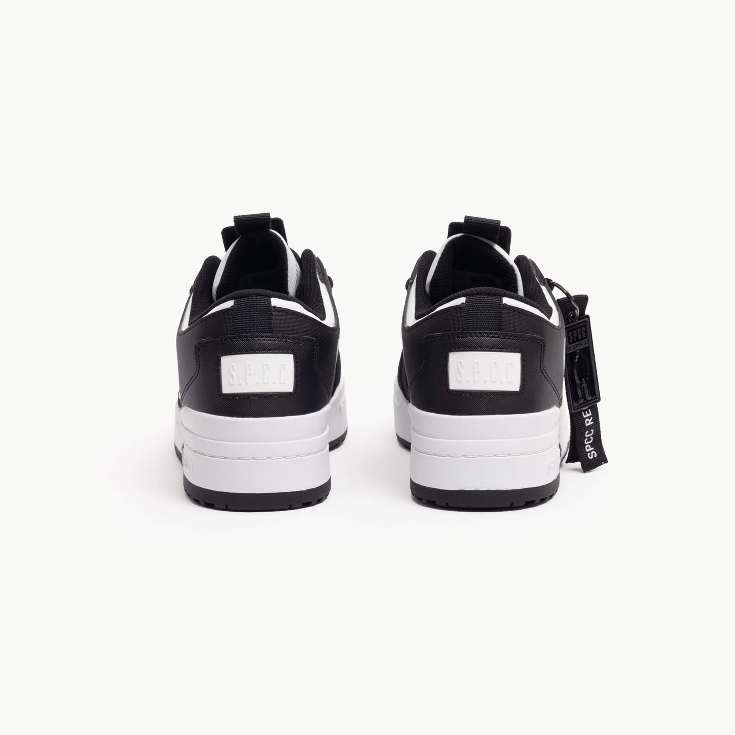 Recon Tau Lo Sneakers  - Black/White