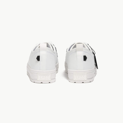 Surge Parreno Lo Sneakers  - White